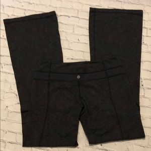Lululemon gray yoga pants. Sz 8z EUC.
